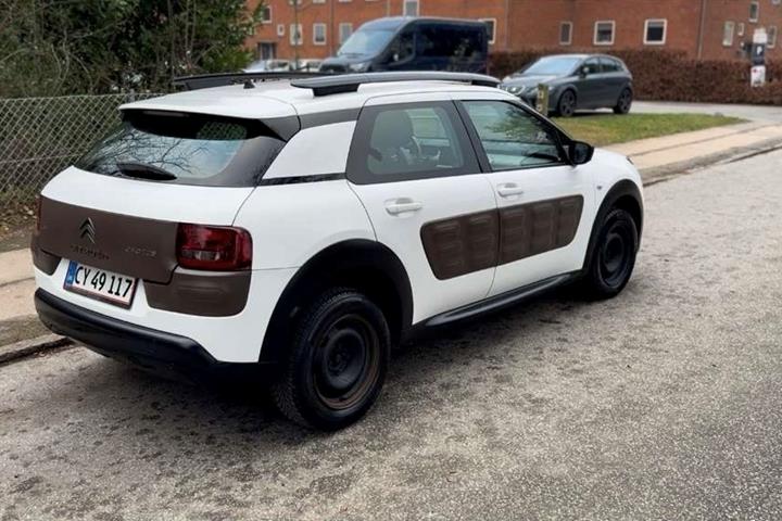 Hvid Citroën C4 Cactus fra 2015