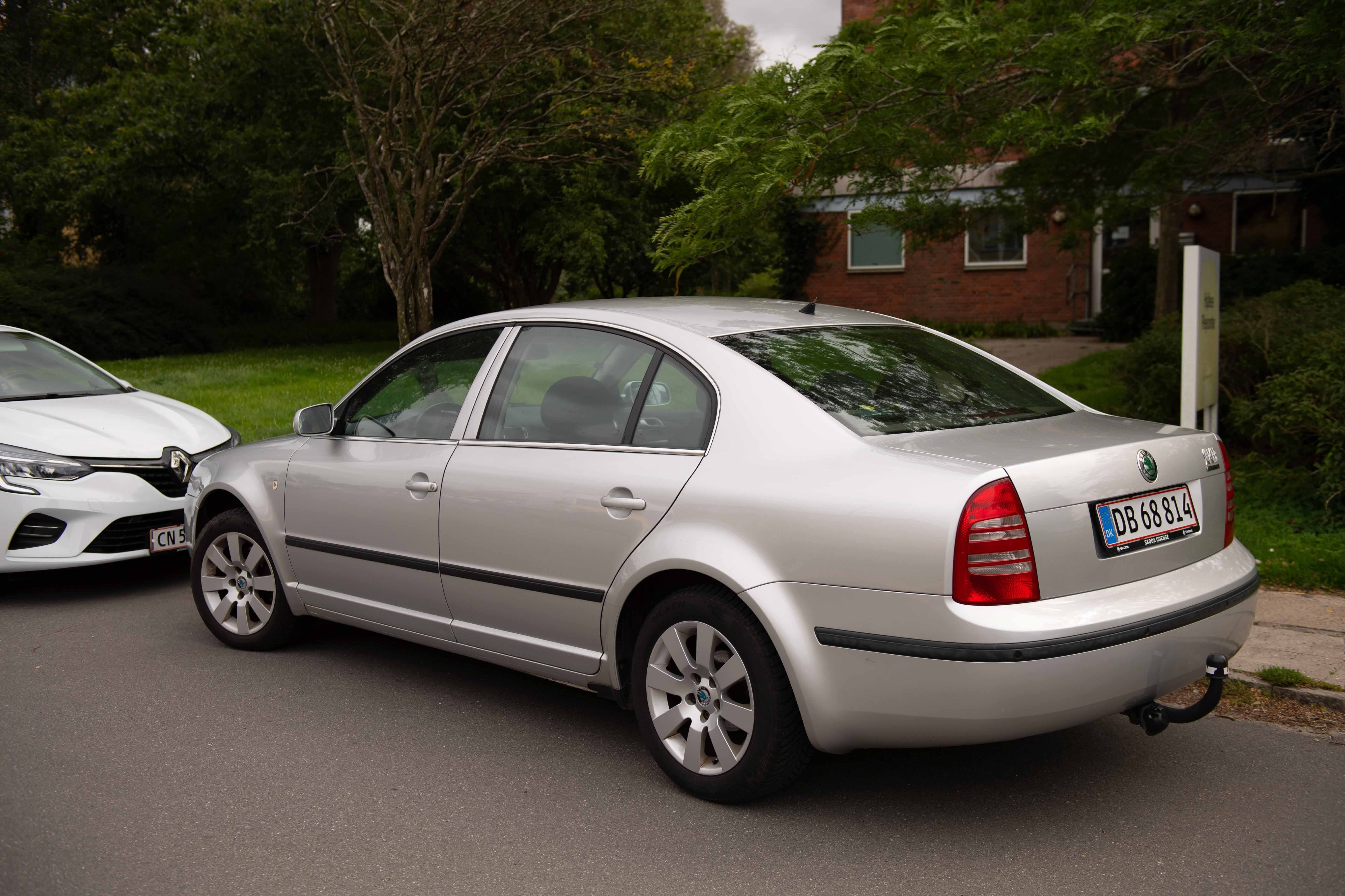 Skoda Superb 1,8 150 hk