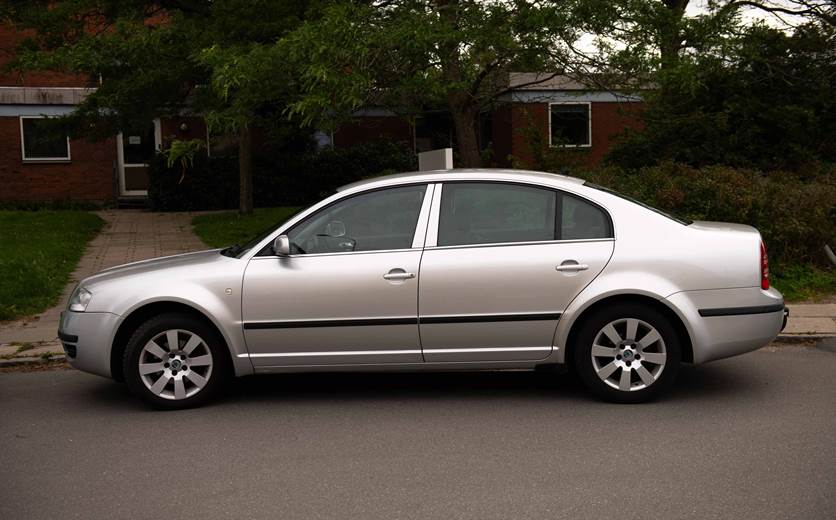 Skoda Superb 1,8 150 hk