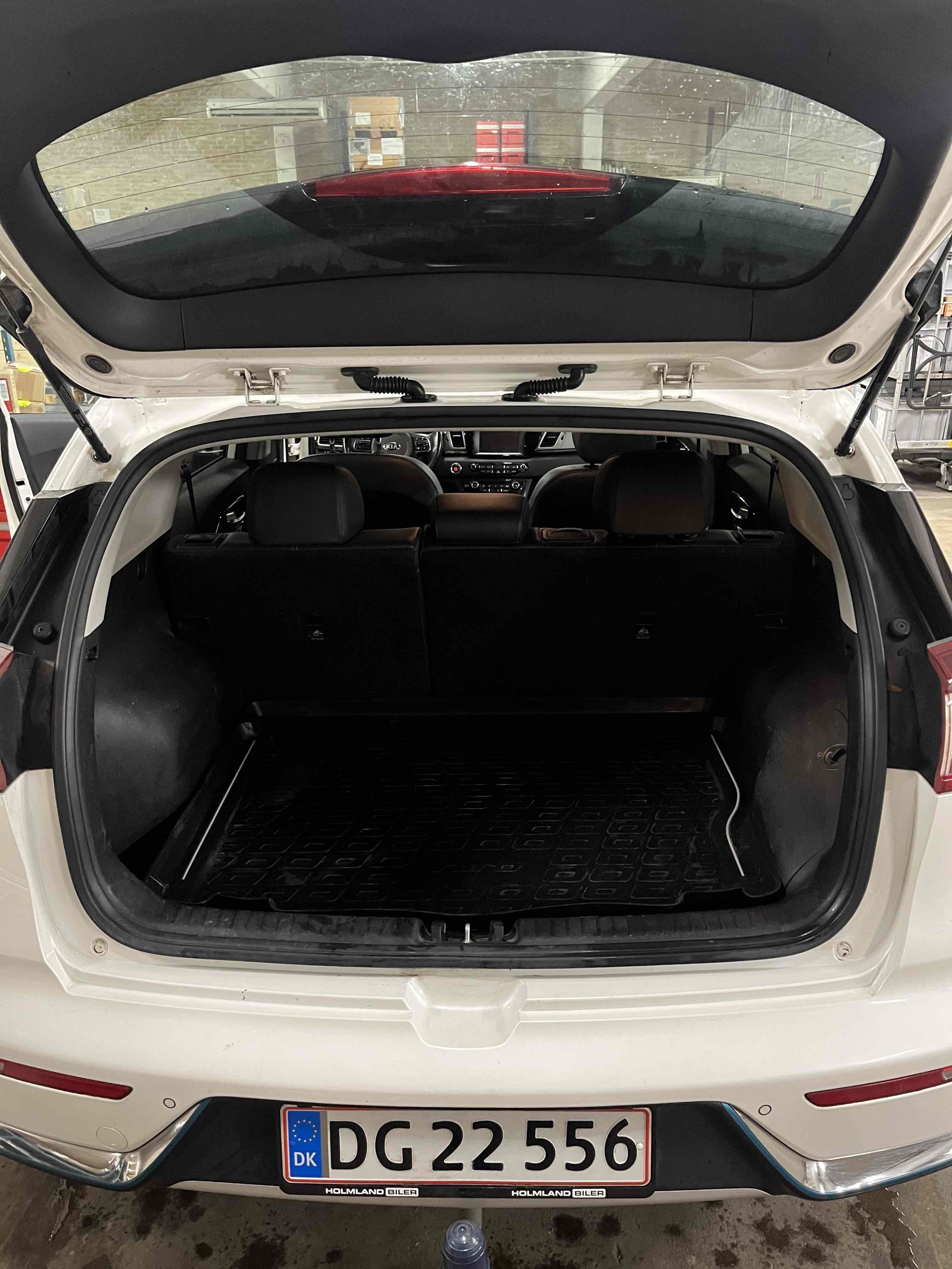 Hvid Kia Niro fra 2018