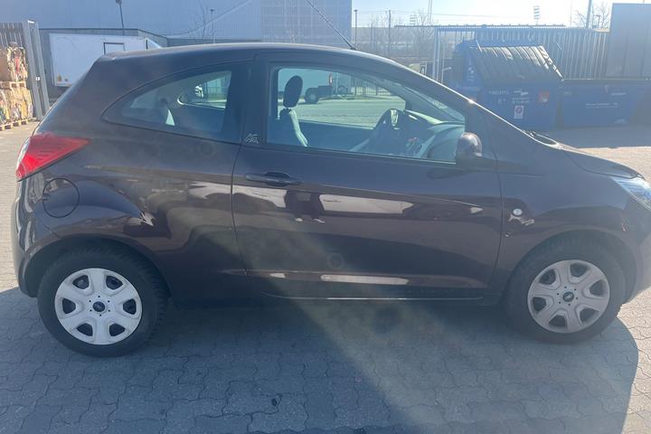 Brun Ford Ka fra 2013