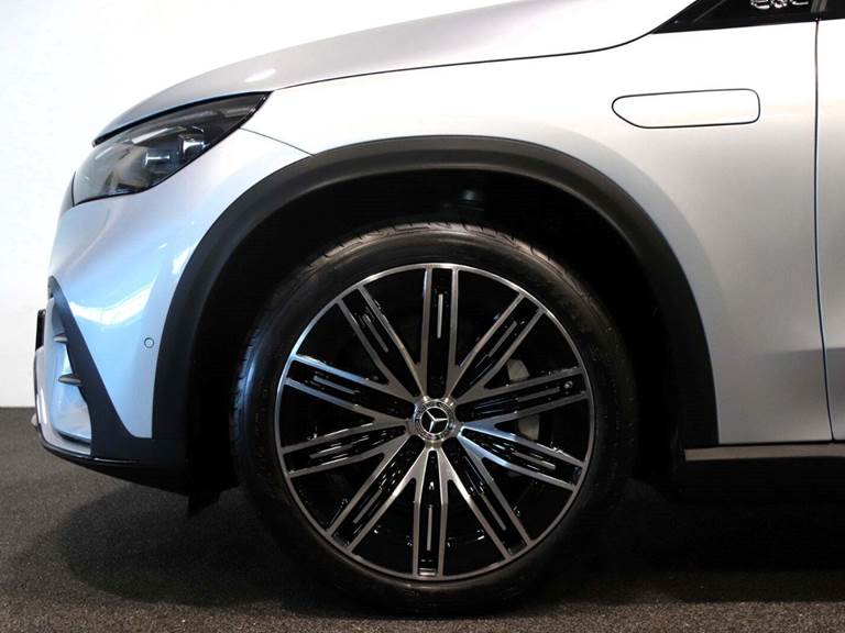 Mercedes EQE300 SUV AMG Line