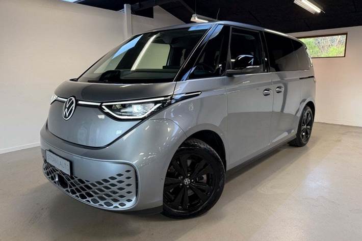 Sølv VW ID.Buzz fra 2023 set udefra