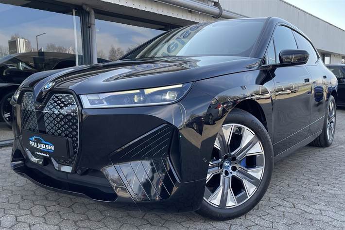 Sort BMW iX fra 2022