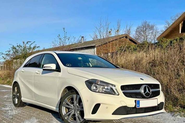 Hvid Mercedes A-Klasse fra 2017