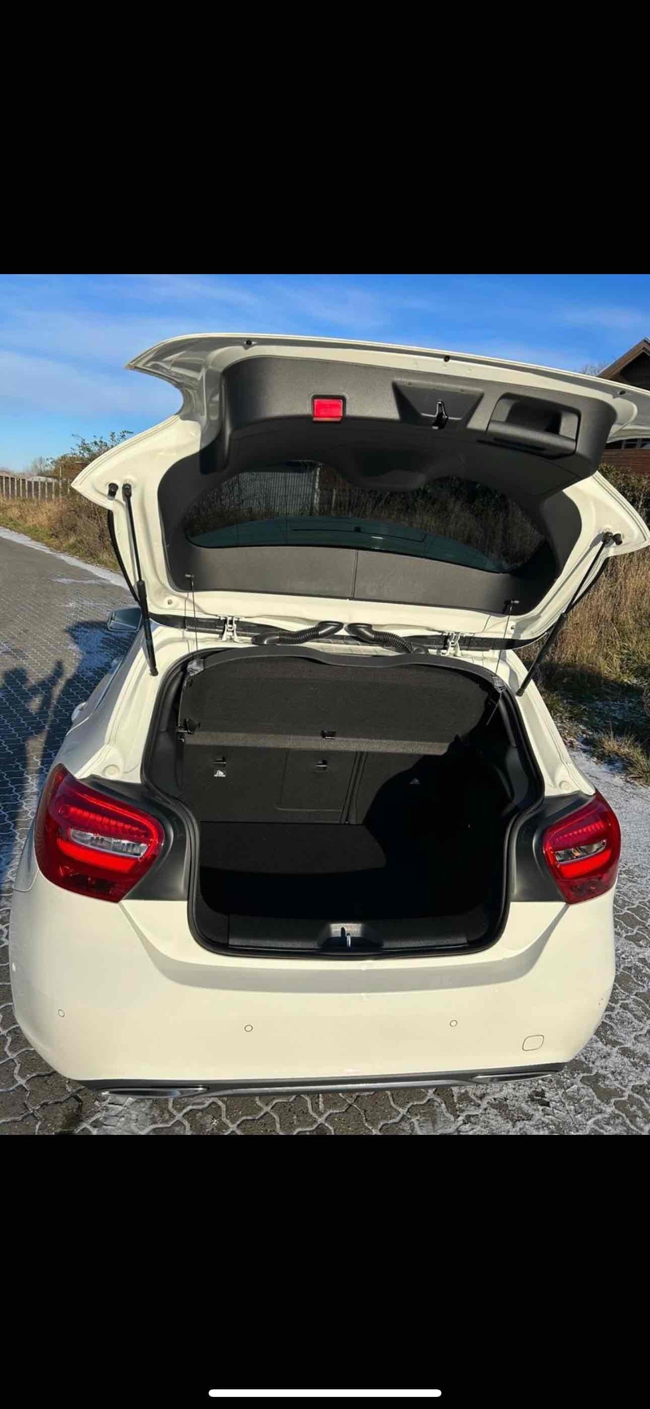 Hvid Mercedes A-Klasse fra 2017