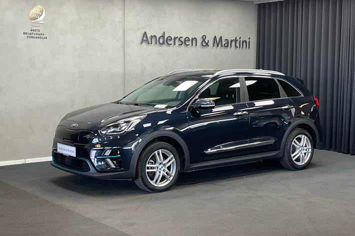 Blå Kia e-Niro fra 2021
