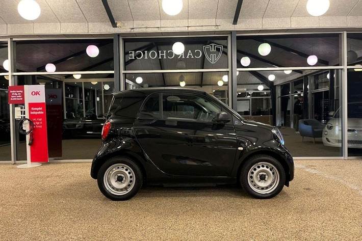 Sort Smart Fortwo fra 2021