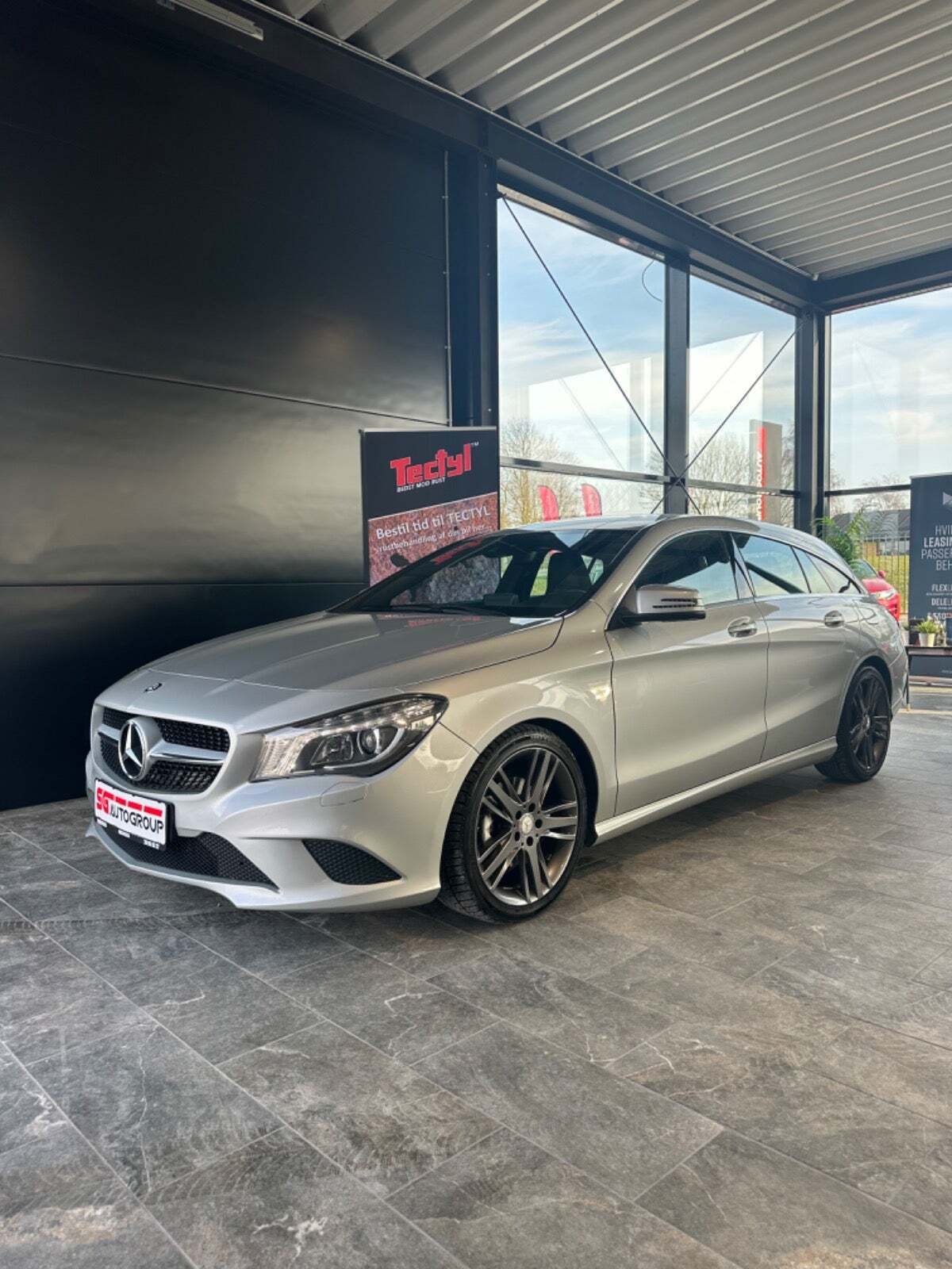 Mercedes CLA200
