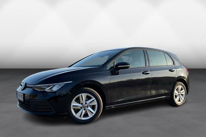 Sort VW Golf fra 2021 set udefra