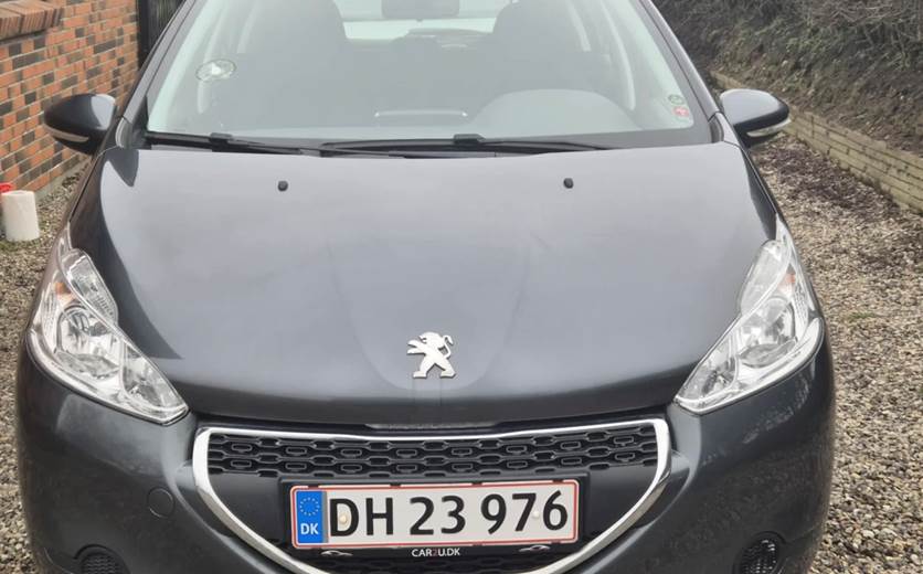 Peugeot 208 1,2 VTI 82 HK 5-D