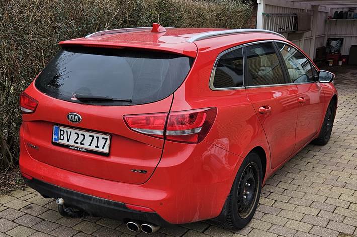 Rød Kia Ceed fra 2018