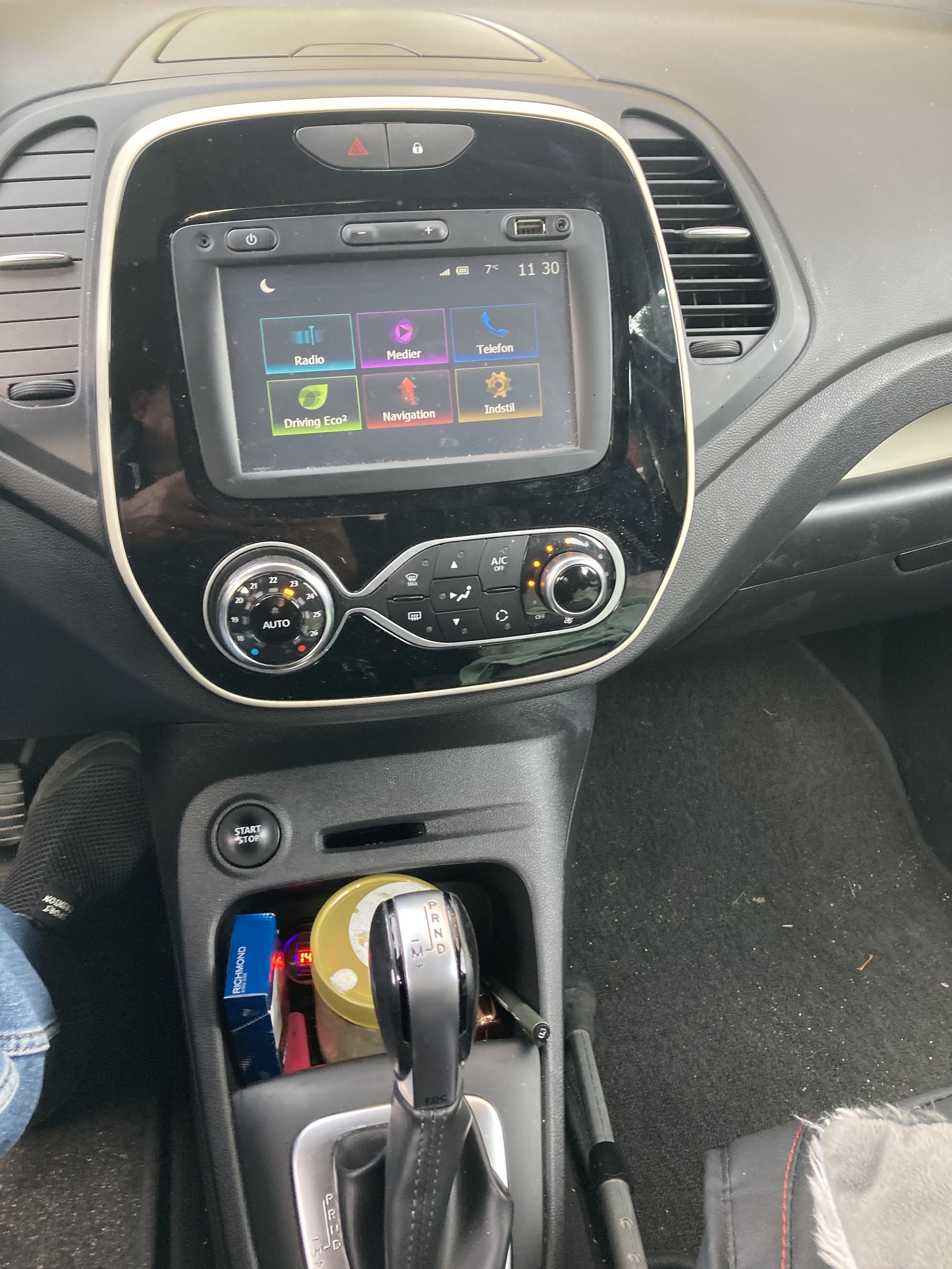 Brun Renault Captur fra 2018