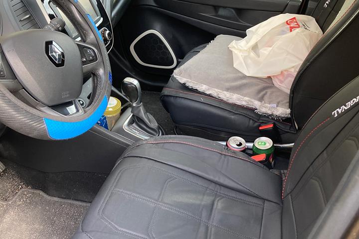 Brun Renault Captur fra 2018