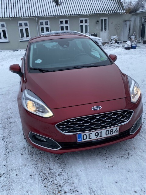 Rød Ford Fiesta fra 2017
