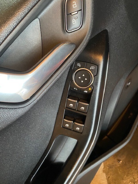 Rød Ford Fiesta fra 2017