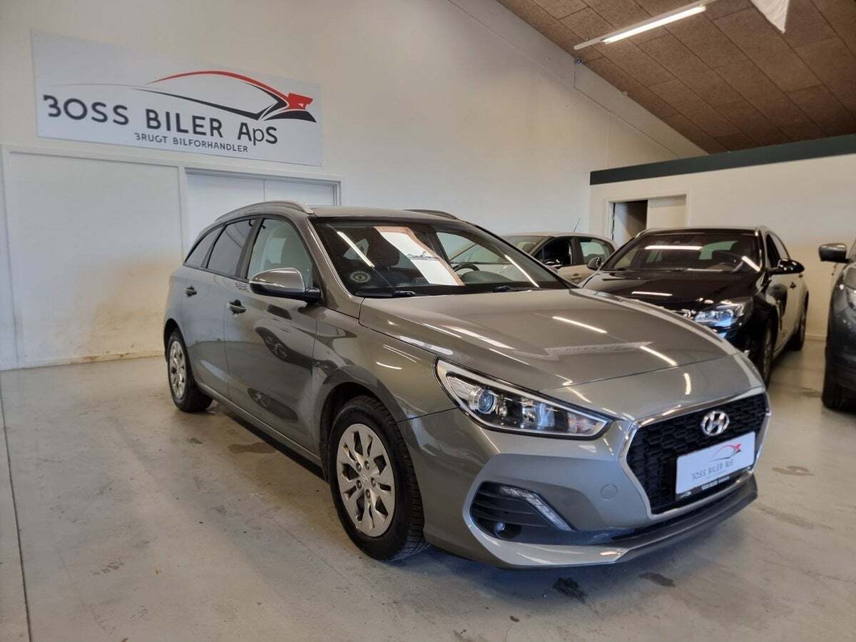 Sort Hyundai i30 fra 2019