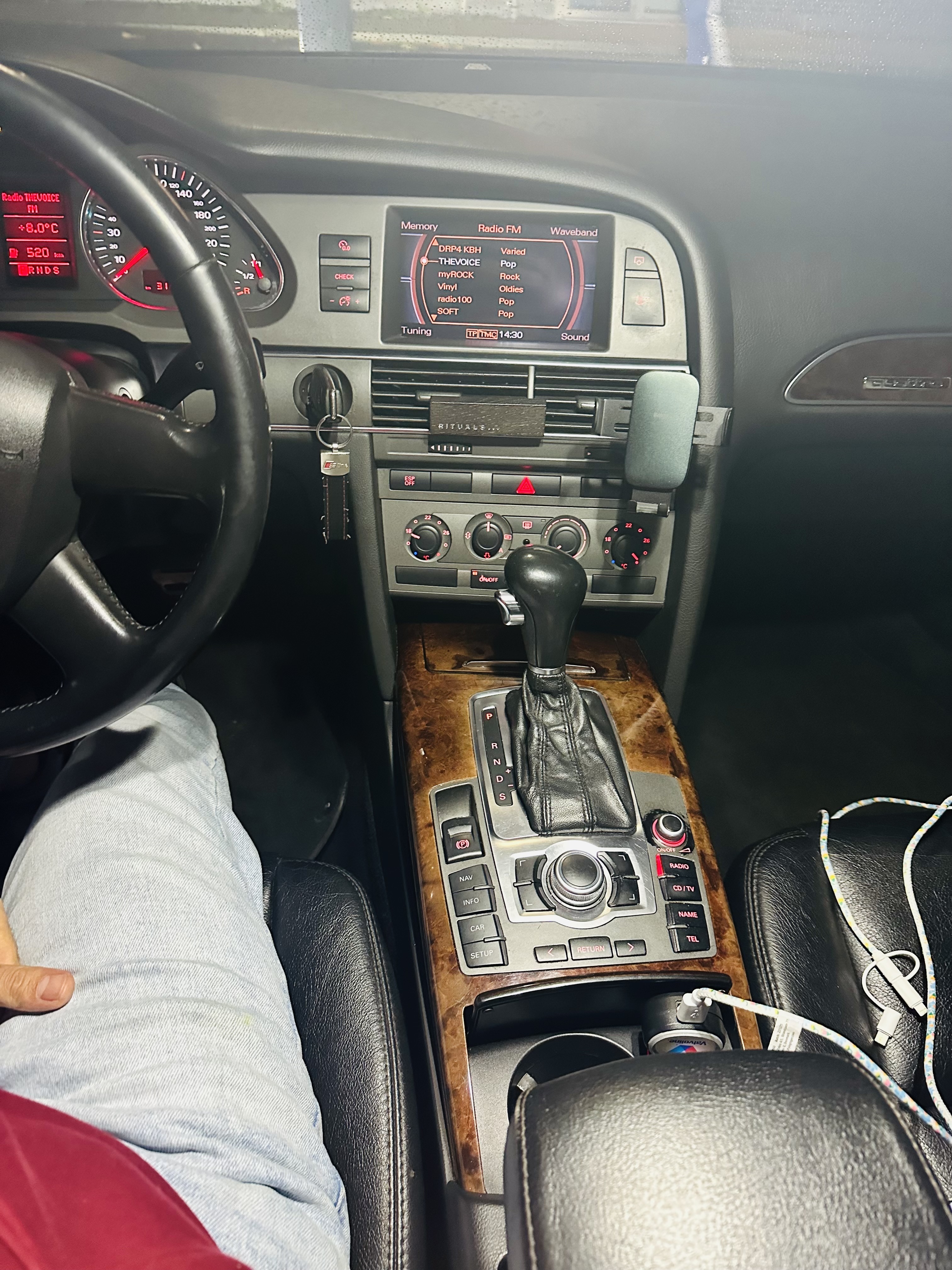 Audi A 6 4,0 2,4 V6 AUT.