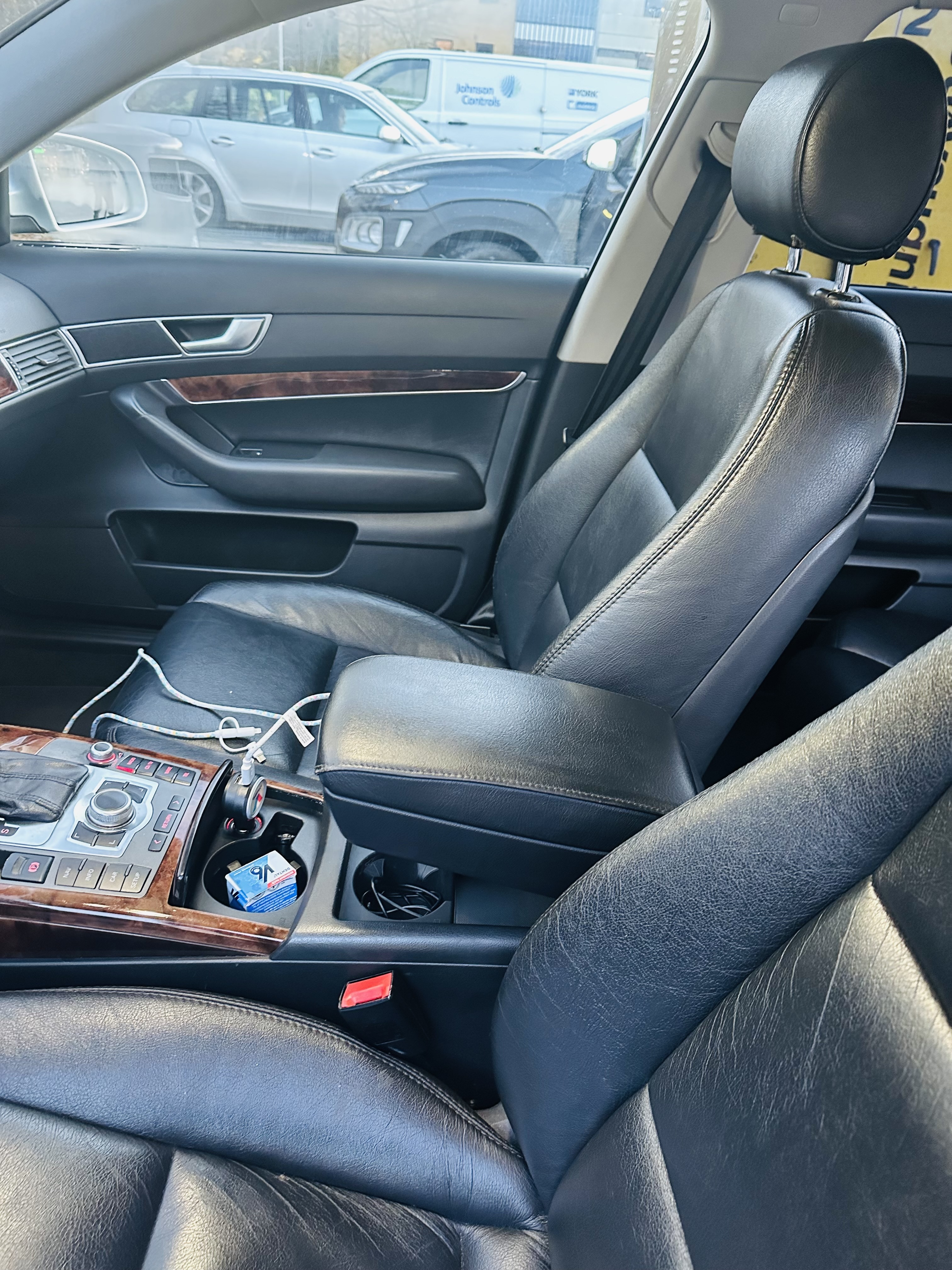 Audi A 6 4,0 2,4 V6 AUT.