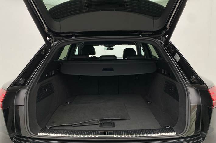 Sort Audi e-tron fra 2022