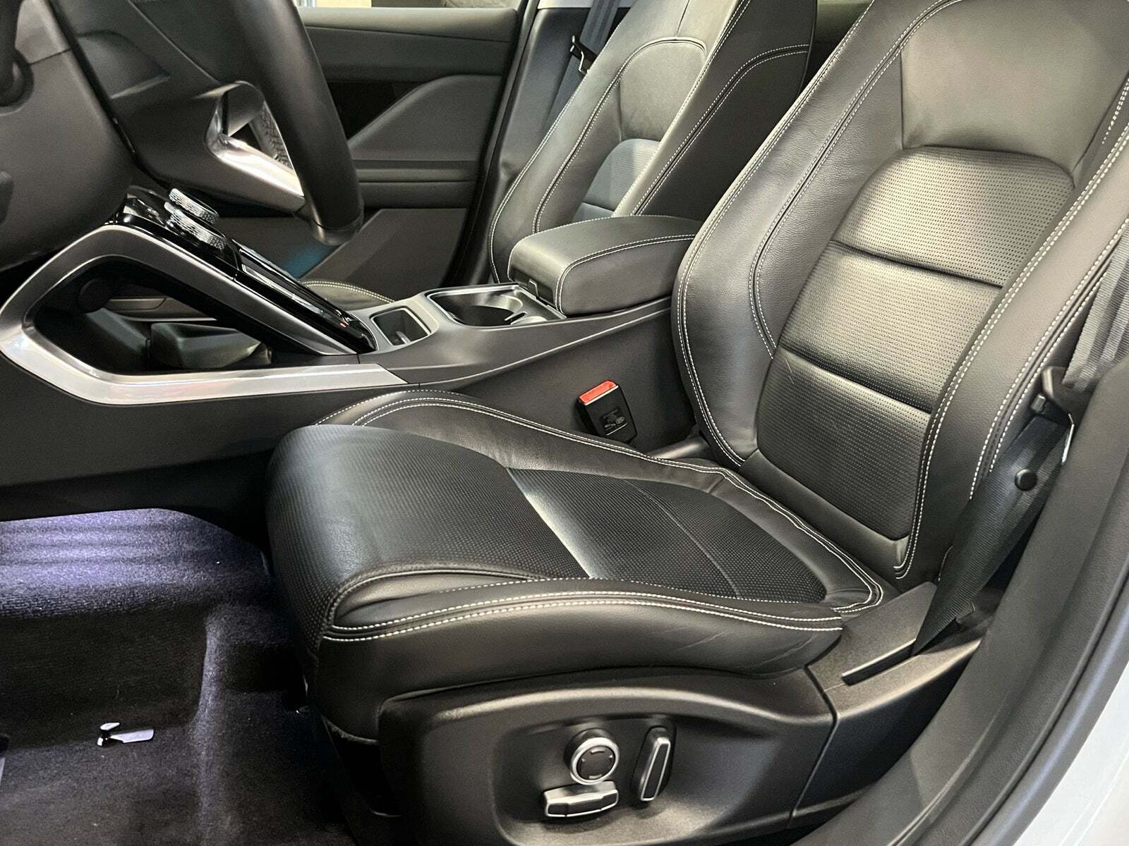 Jaguar I-Pace EV320 SE AWD