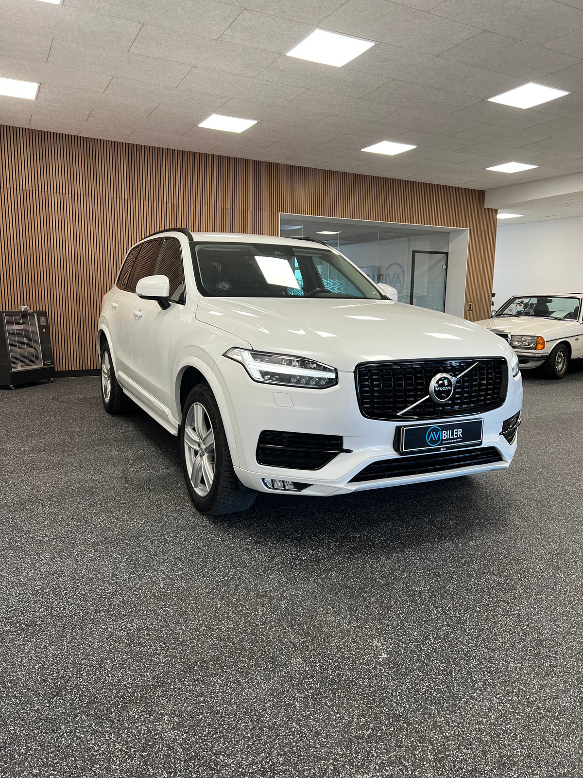 Hvid Volvo XC90 fra 2017