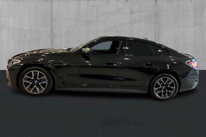 undefined BMW i4 fra 2024