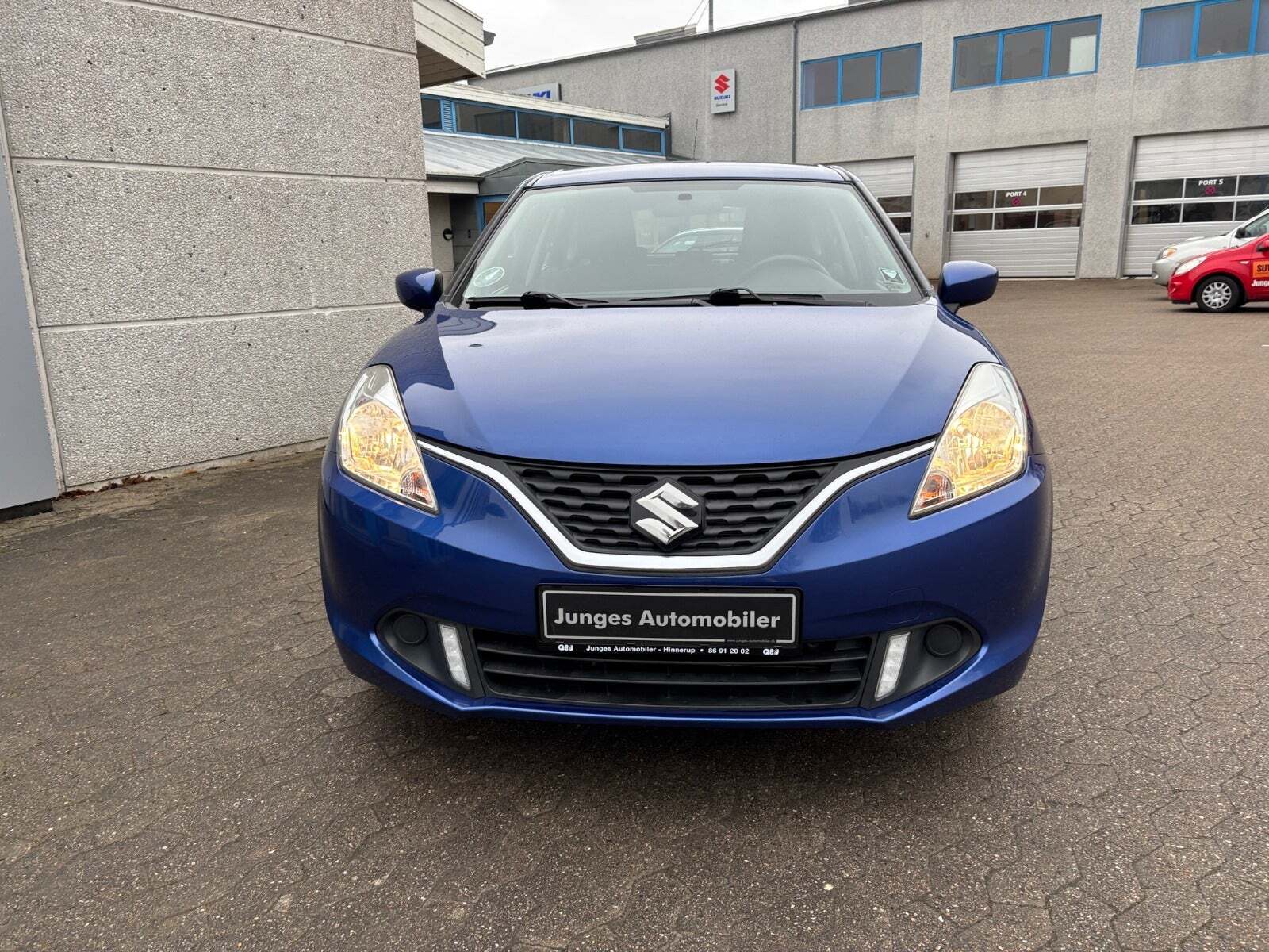 Blå Suzuki Baleno fra 2018