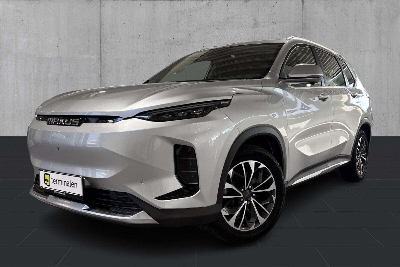 Sølv Maxus Euniq6 fra 2023