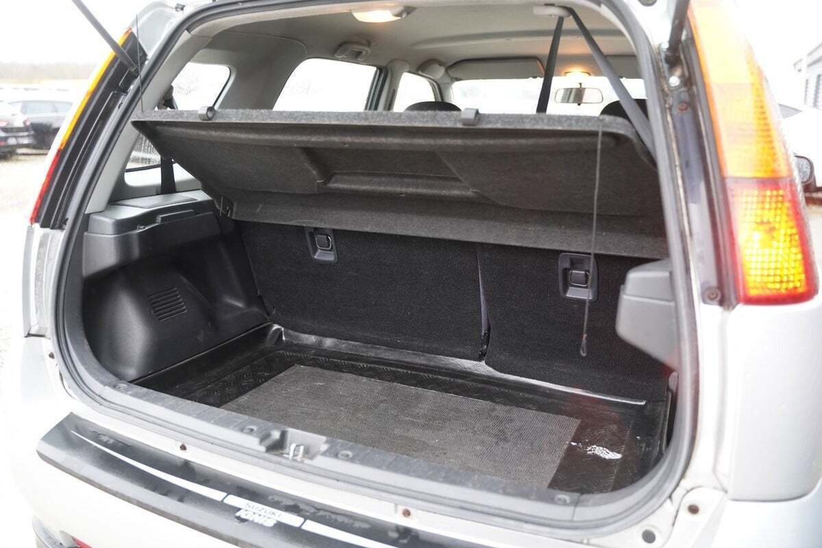 Sølv Suzuki Ignis fra 2007