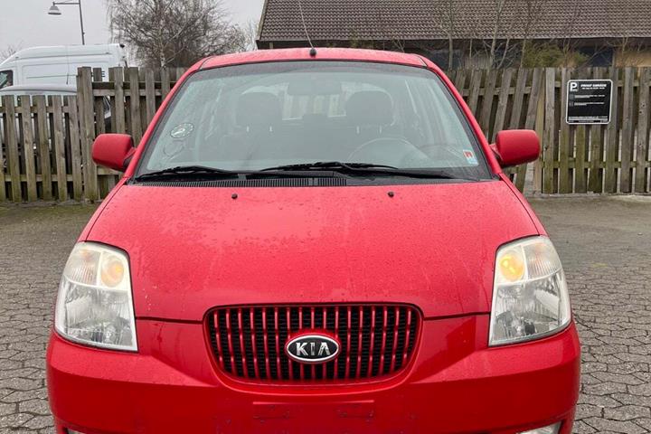 Rød Kia Picanto fra 2007