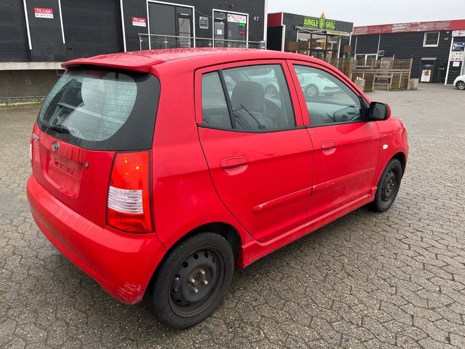 Rød Kia Picanto fra 2007