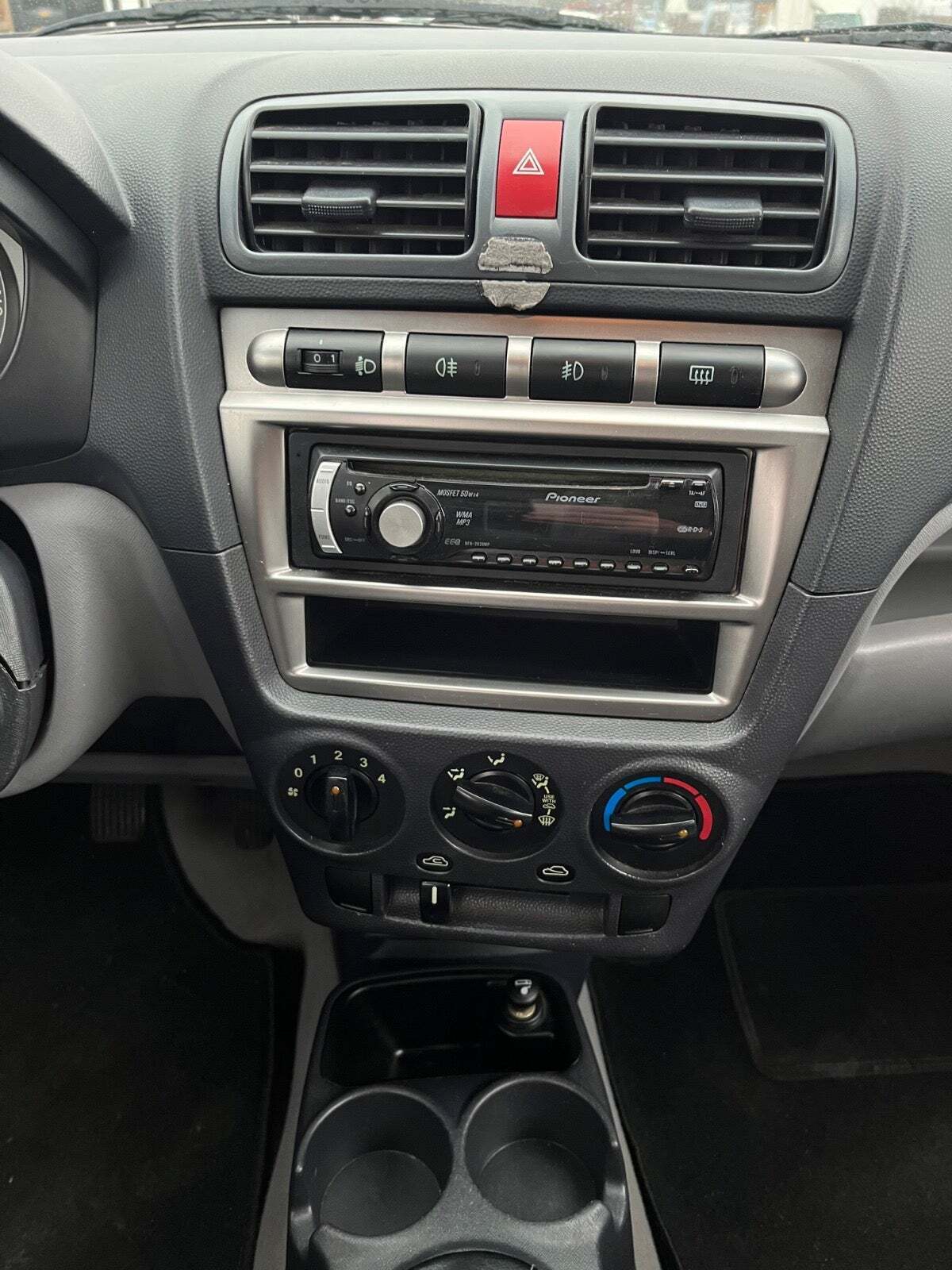 Rød Kia Picanto fra 2007