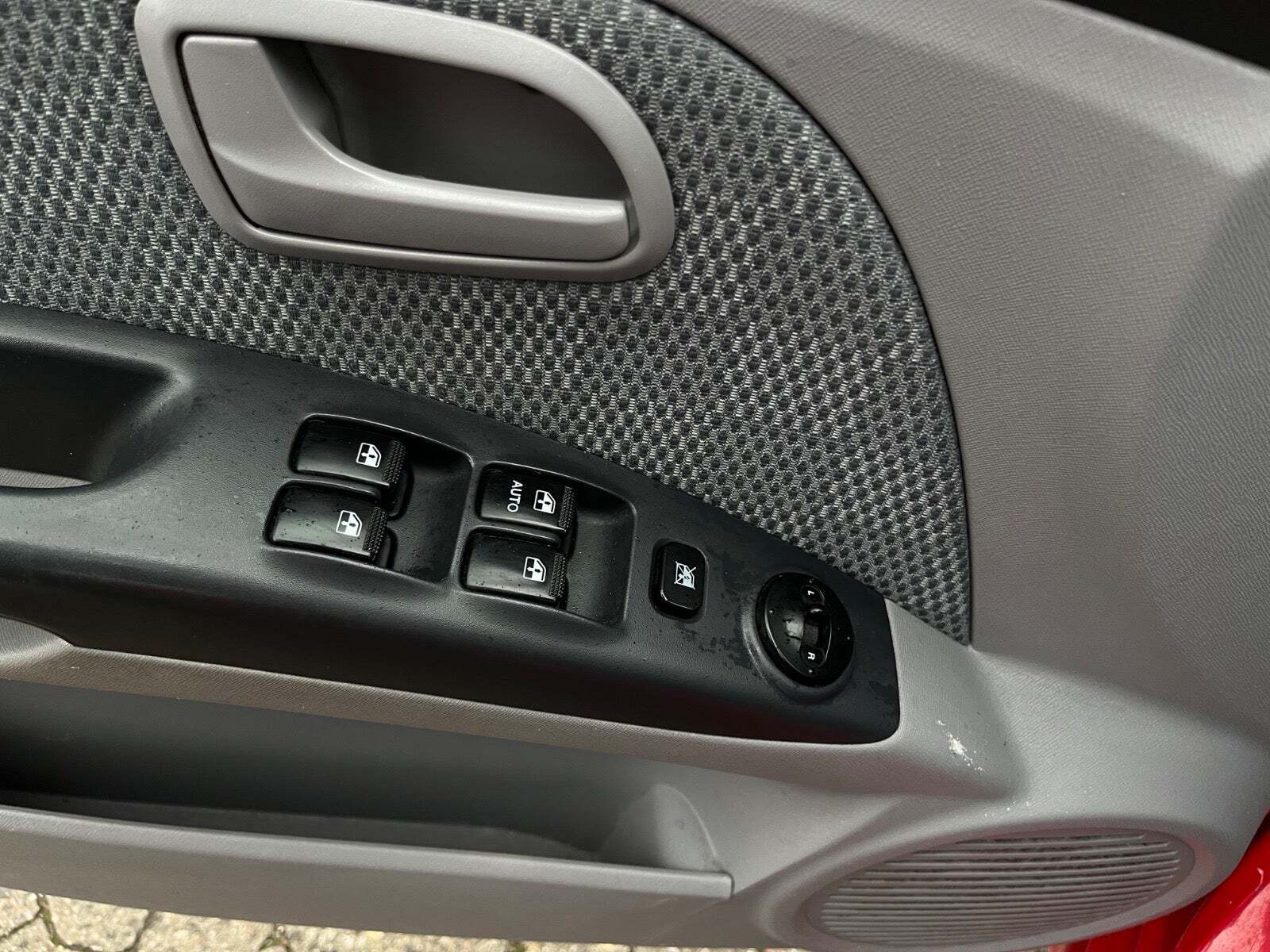 Rød Kia Picanto fra 2007