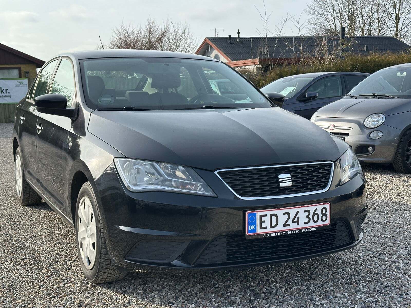 Sort Seat Toledo fra 2014 set udefra