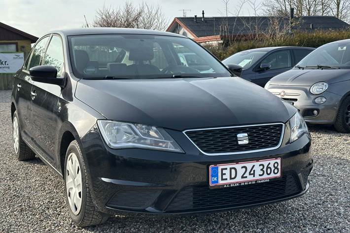 Sort Seat Toledo fra 2014 set udefra