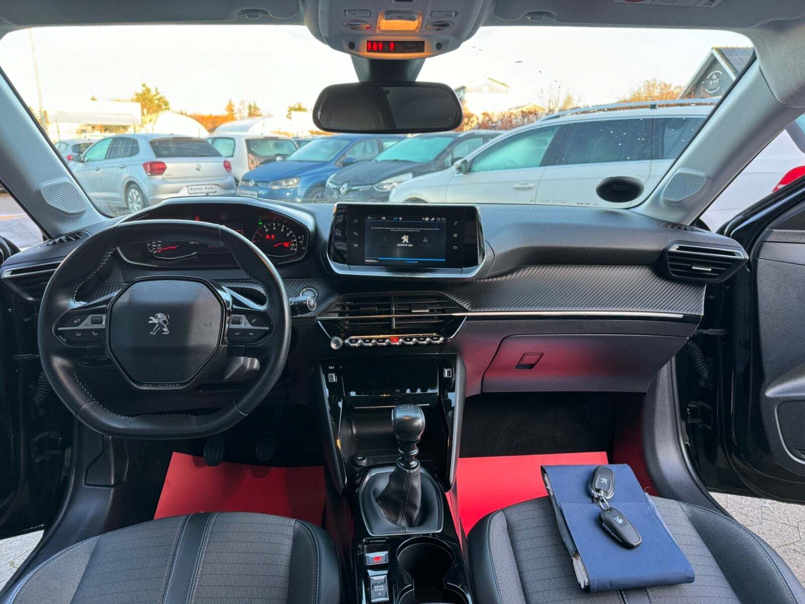 Sort Peugeot 208 fra 2020