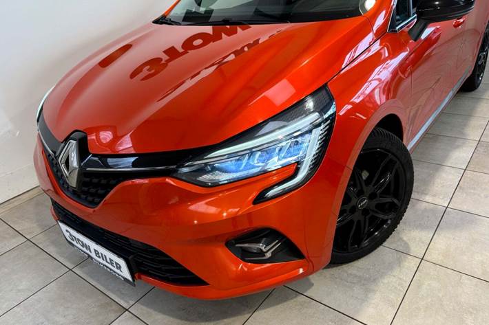 Orange Renault Clio V fra 2020