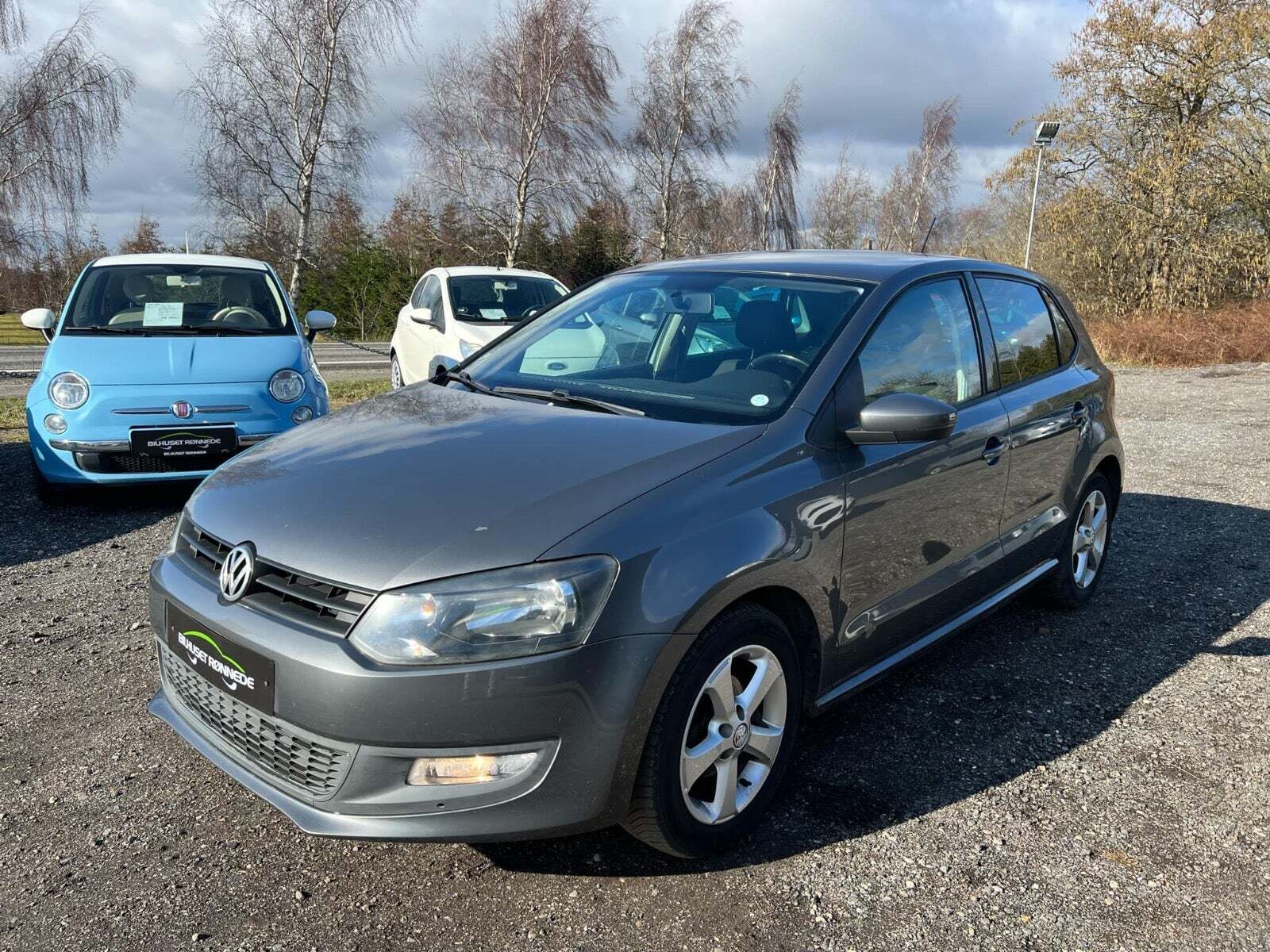 Grå VW Polo fra 2011