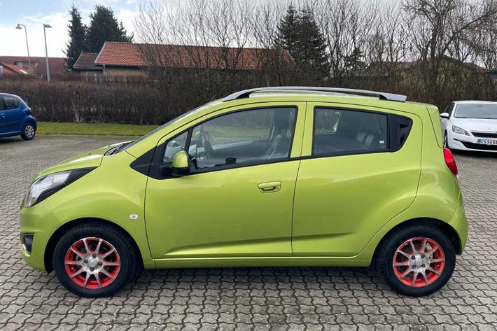 Grøn Chevrolet Spark fra 2013