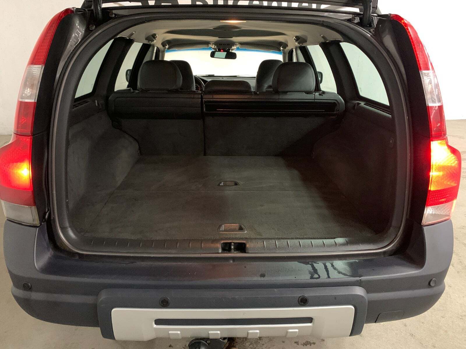 Brun Volvo XC70 fra 2005