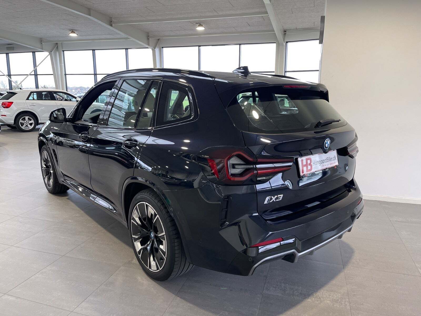 BMW iX3 Charged M-Sport