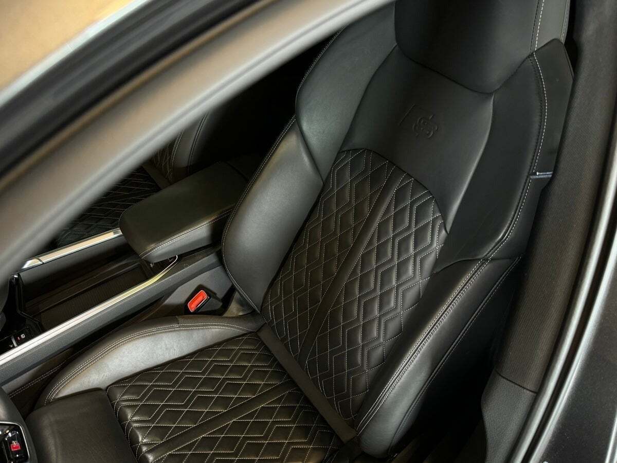 Audi e-tron 55 S-line Sportback quattro