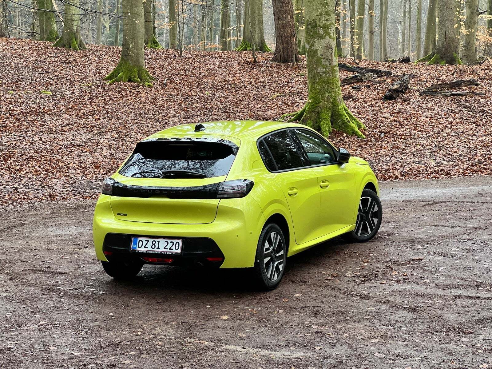 Peugeot 208 1,2 PureTech 100 Allure+