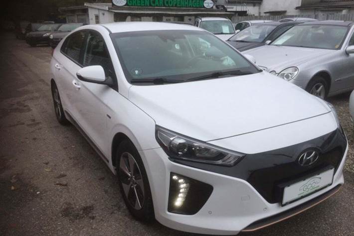 Hvid Hyundai Ioniq fra 2019