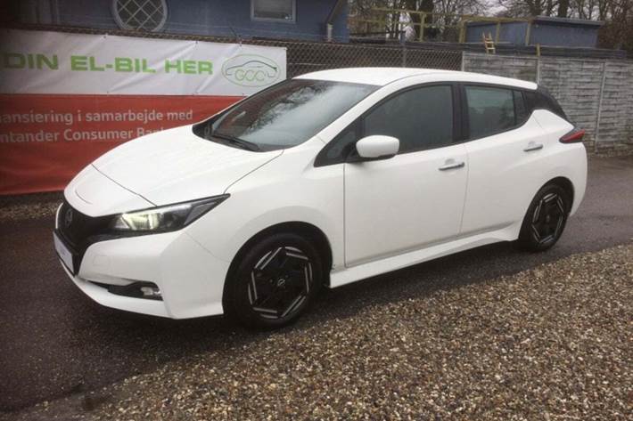 undefined Nissan Leaf fra 2022 set udefra