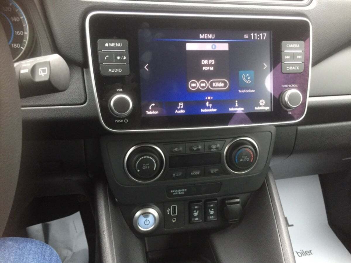 undefined Nissan Leaf fra 2022 set indefra
