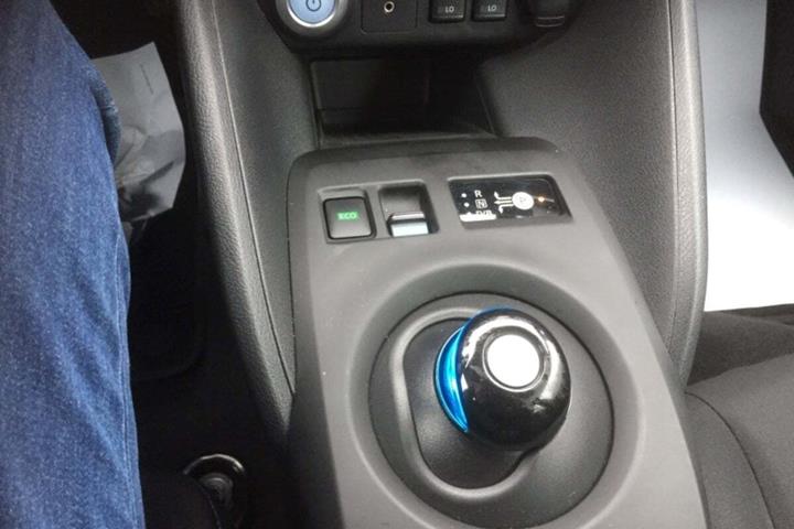 undefined Nissan Leaf fra 2022 set indefra