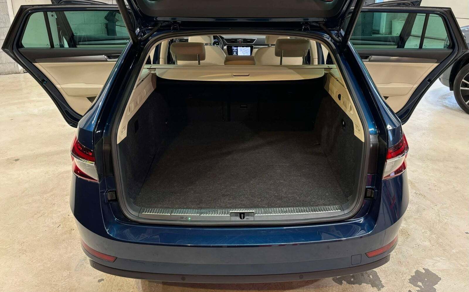 undefined Skoda Superb fra 2021