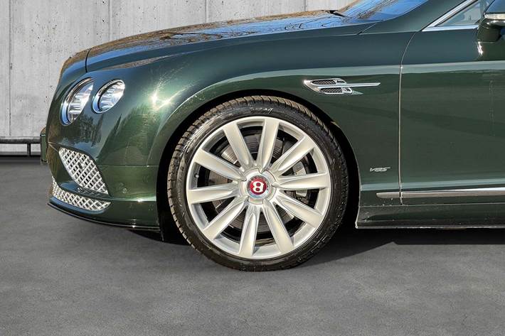 Grøn Bentley Continental GTC fra 2016